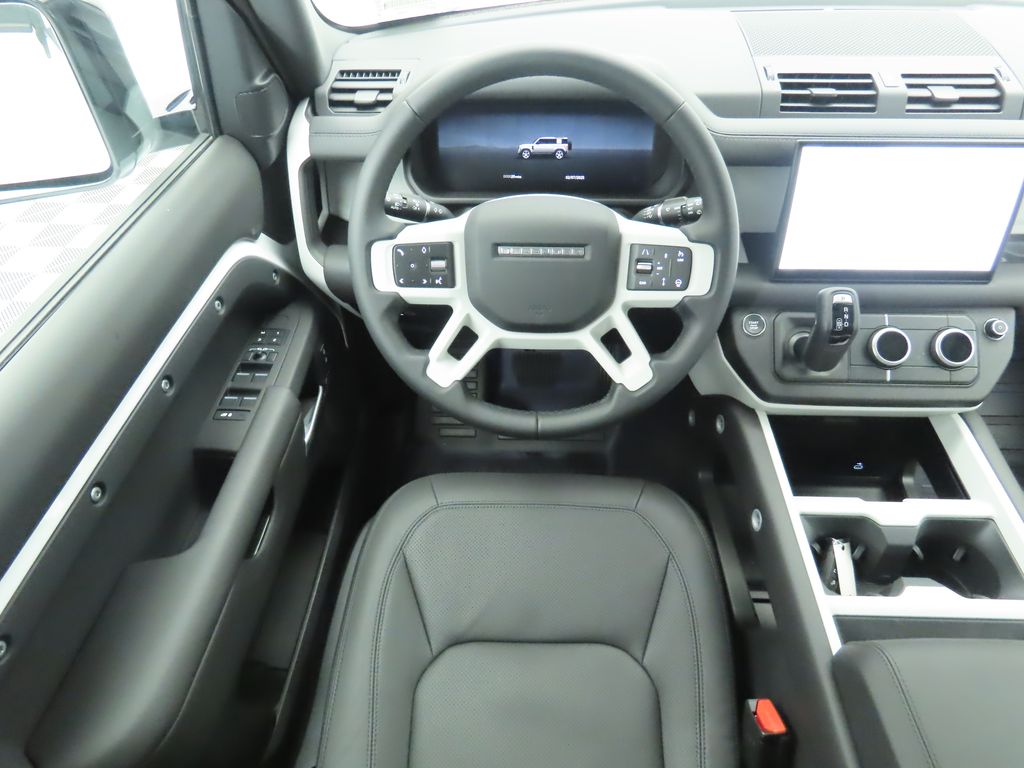 Thumbnail: 2025 Land Rover Defender - 8
