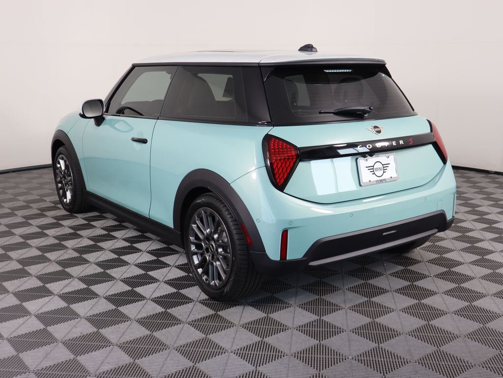 2025 MINI Cooper S 7