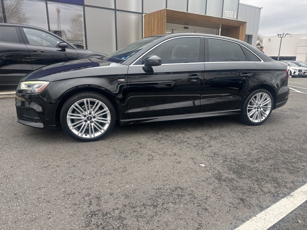 2017 Audi A3 2.0T quattro Premium Plus Sedan AWD