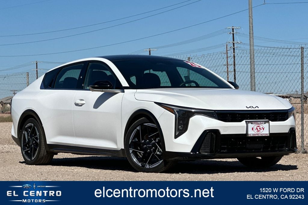 2025 Kia K4 GT-Line FWD