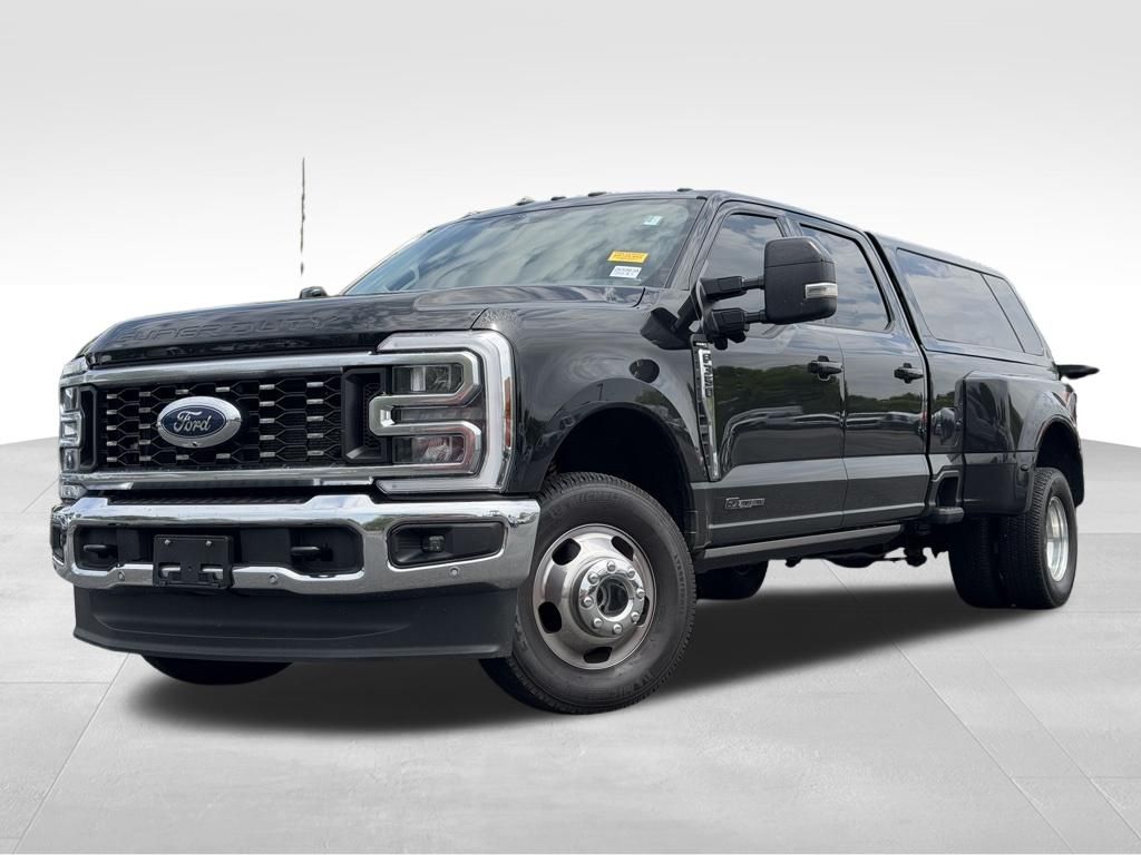 2025 Ford F-350 Super Duty LARIAT