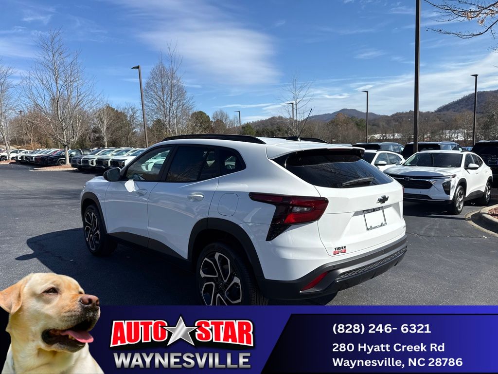 new 2025 Chevrolet Trax car, priced at $26,290