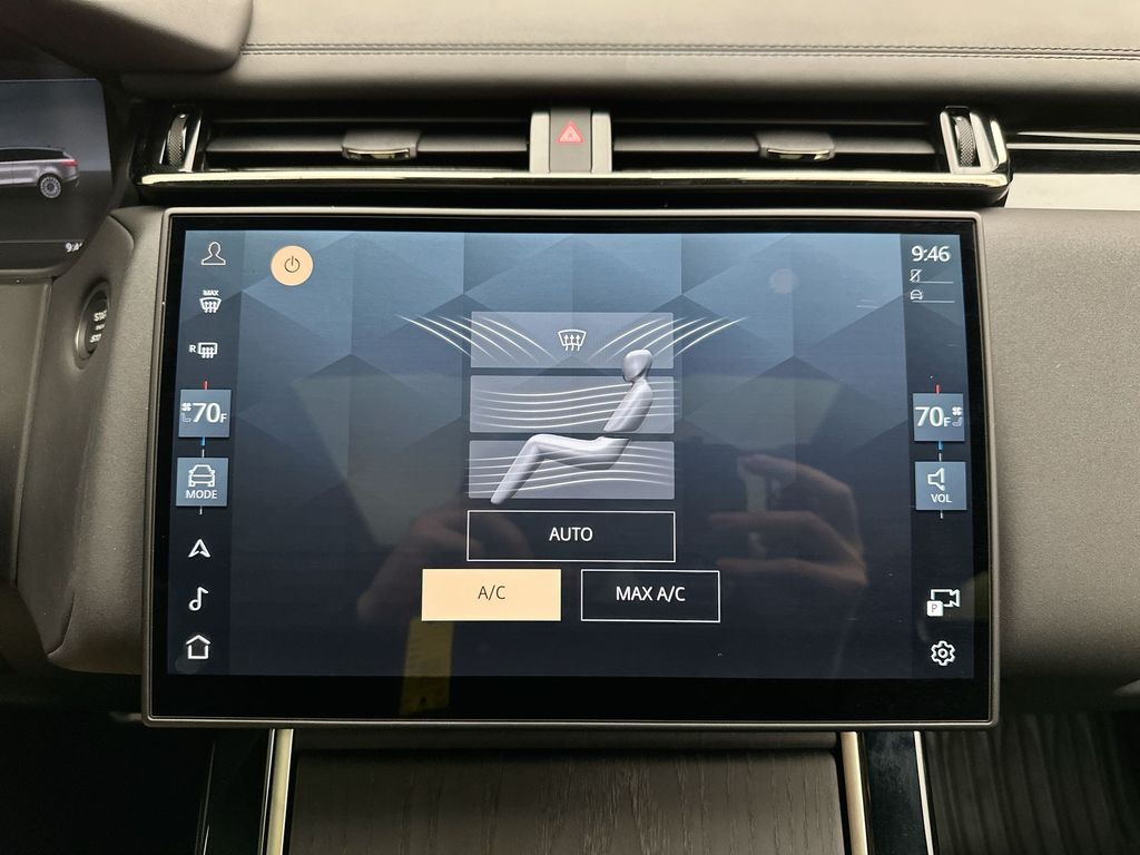 Thumbnail: 2026 Land Rover Range Rover Velar - 25