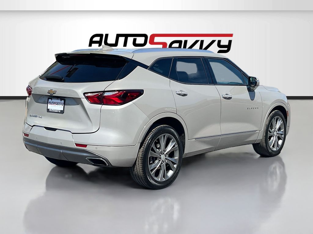 Used 2021 Gray Chevrolet Premier image 7