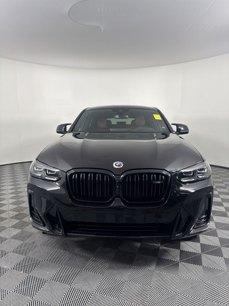 Thumbnail: 2023 BMW X4 - 2