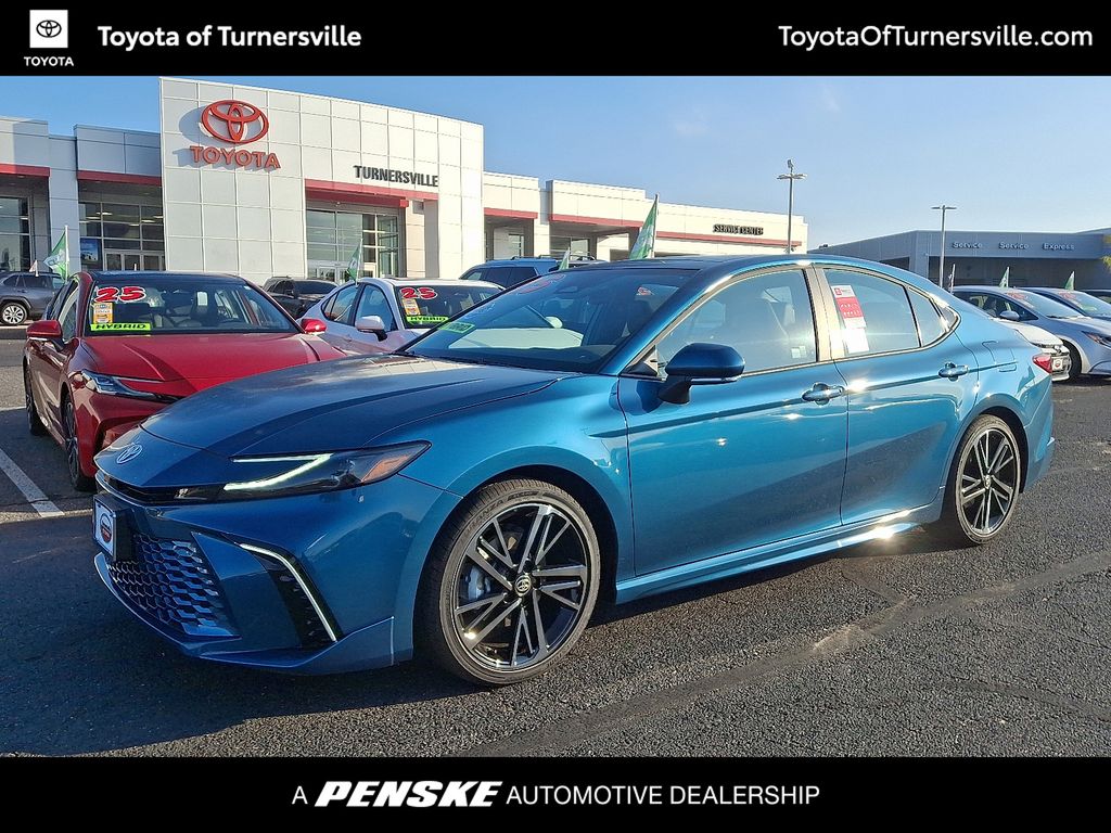 Thumbnail: 2025 Toyota Camry - 1