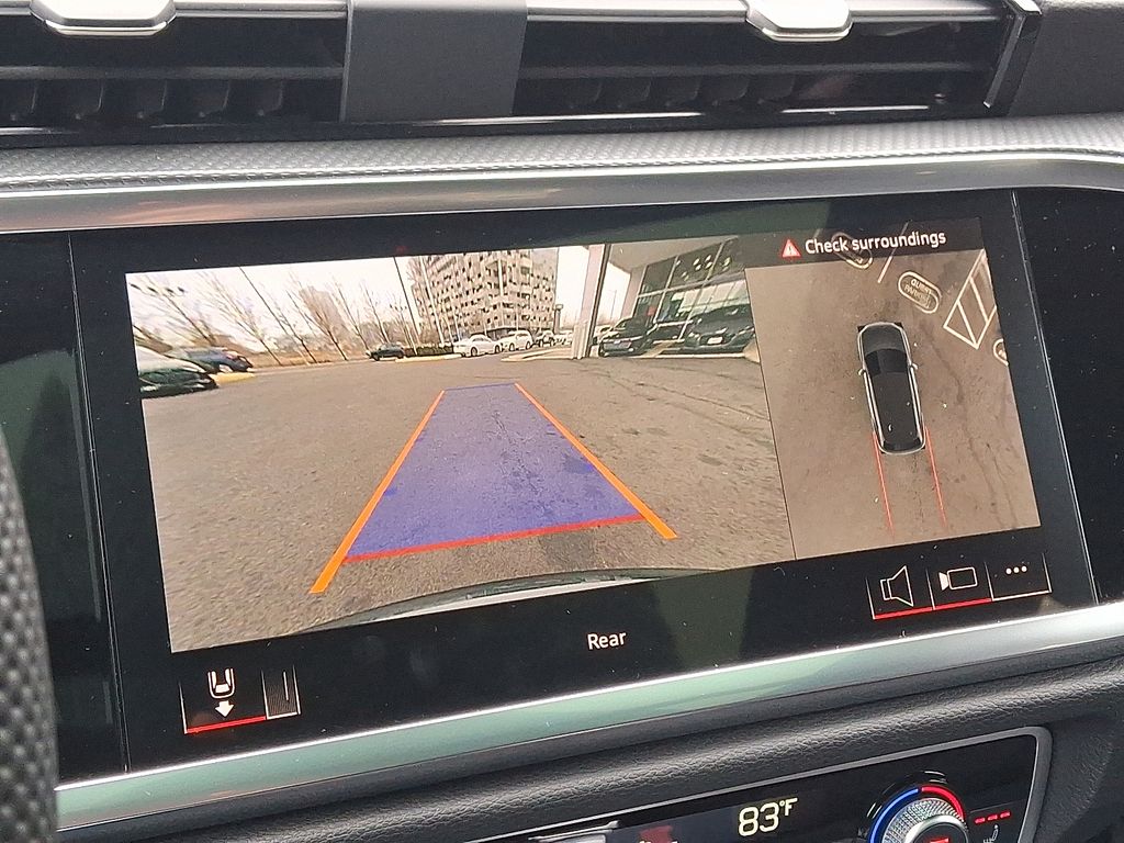 Thumbnail: 2025 Audi Q3 - 18