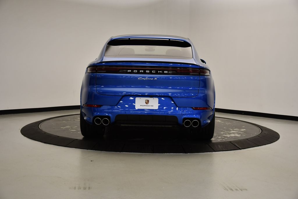 Thumbnail: 2025 Porsche  - 6