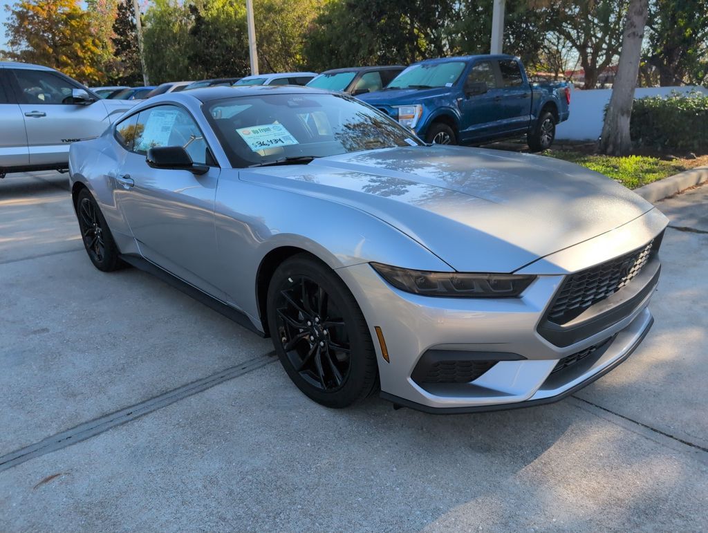 2025 Ford Mustang EcoBoost Premium's photo