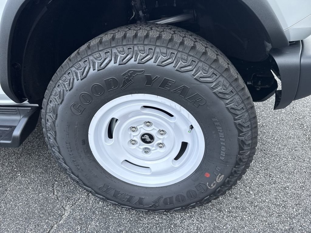 2026 Avalanche Gray Ford Bronco Heritage Edition 4X4 SUV