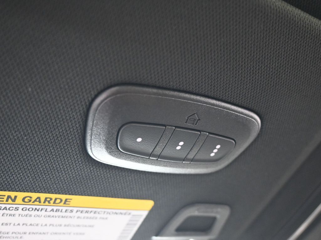 New 2026 Diamond Black Crystal Pearlcoat Jeep Limited image 21