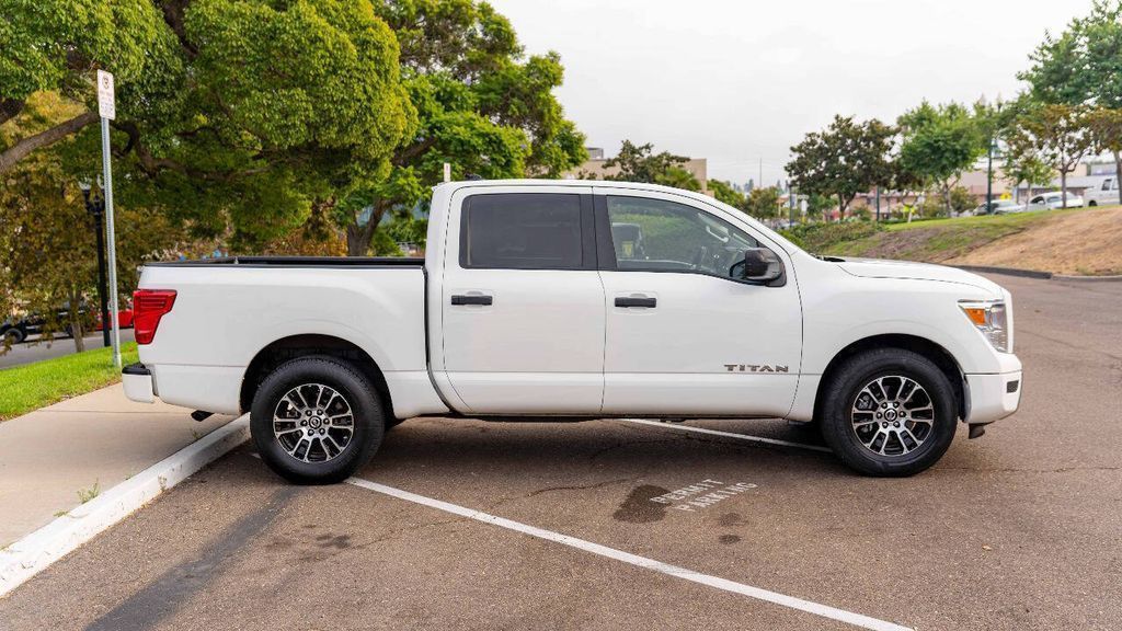 Used 2022 Nissan Titan SV 4D Crew Cab