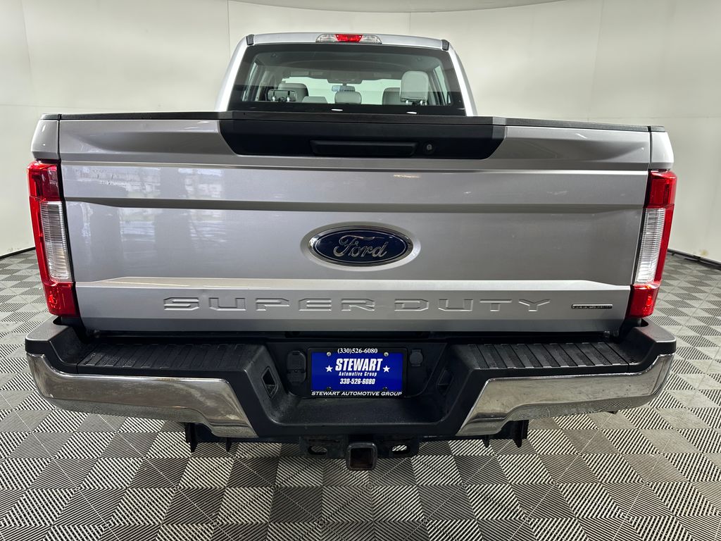 2017 Ford F-250 Super Duty XL - Image 4