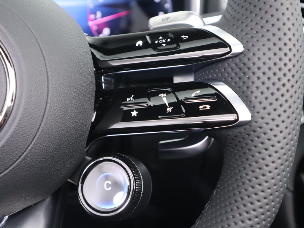 Thumbnail: 2026 Mercedes-Benz SL-Class - 21