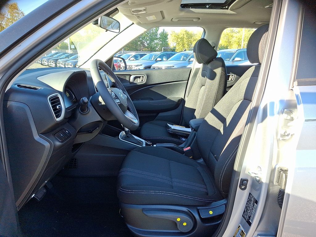 Thumbnail: 2026 Hyundai Venue - 6