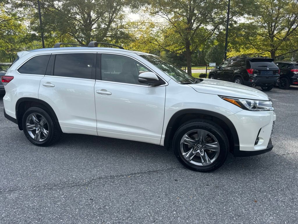 Used 2019 Toyota Highlander SUV