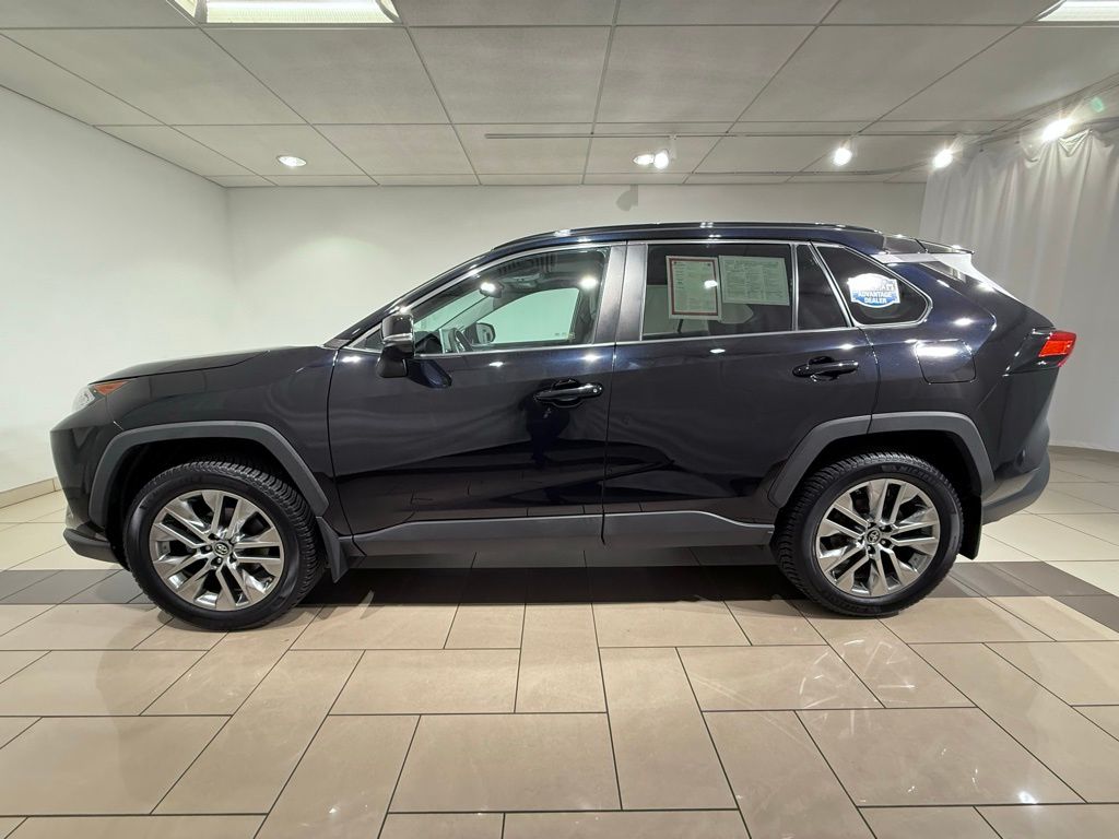 Thumbnail: 2019 Toyota RAV4 - 2