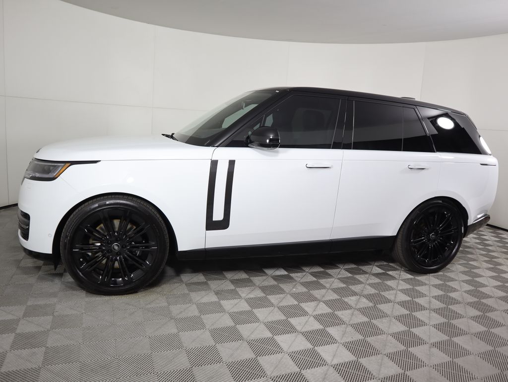 Thumbnail: 2025 Land Rover Range Rover - 8
