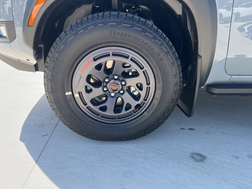 2025 Boulder Gray Pearl Nissan Frontier PRO-4X 4X4 Truck