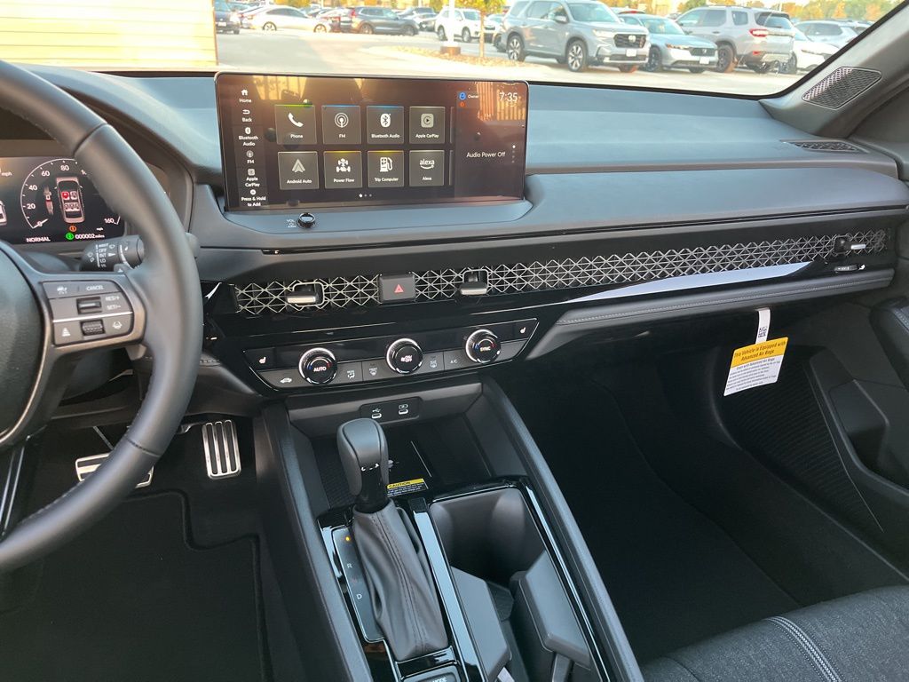 Thumbnail: 2025 Honda Accord - 9