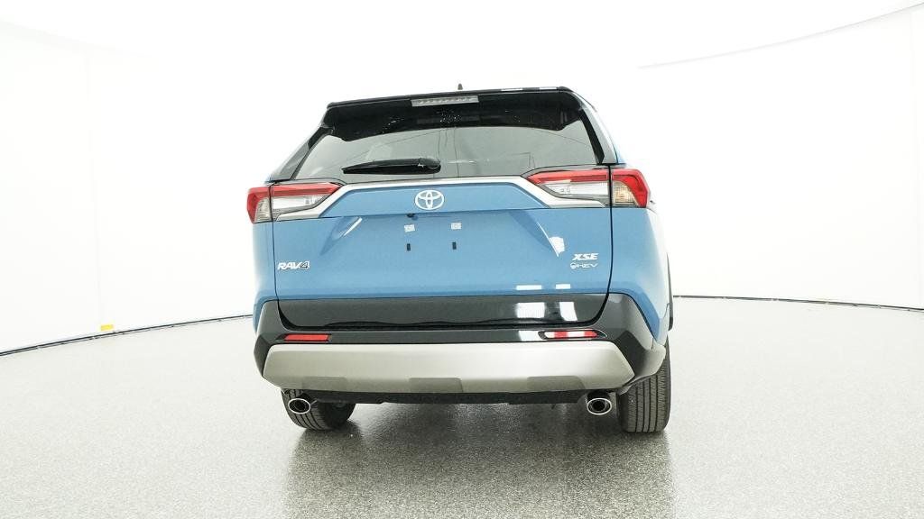 Thumbnail: 2025 Toyota RAV4 - 15