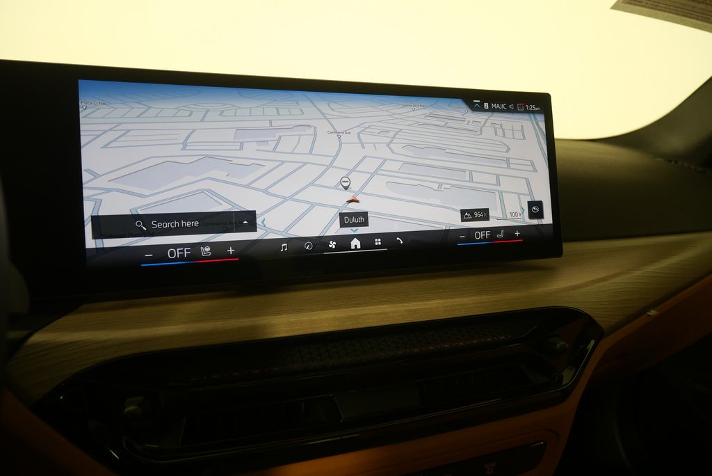 Thumbnail: 2025 BMW 3 Series - 26