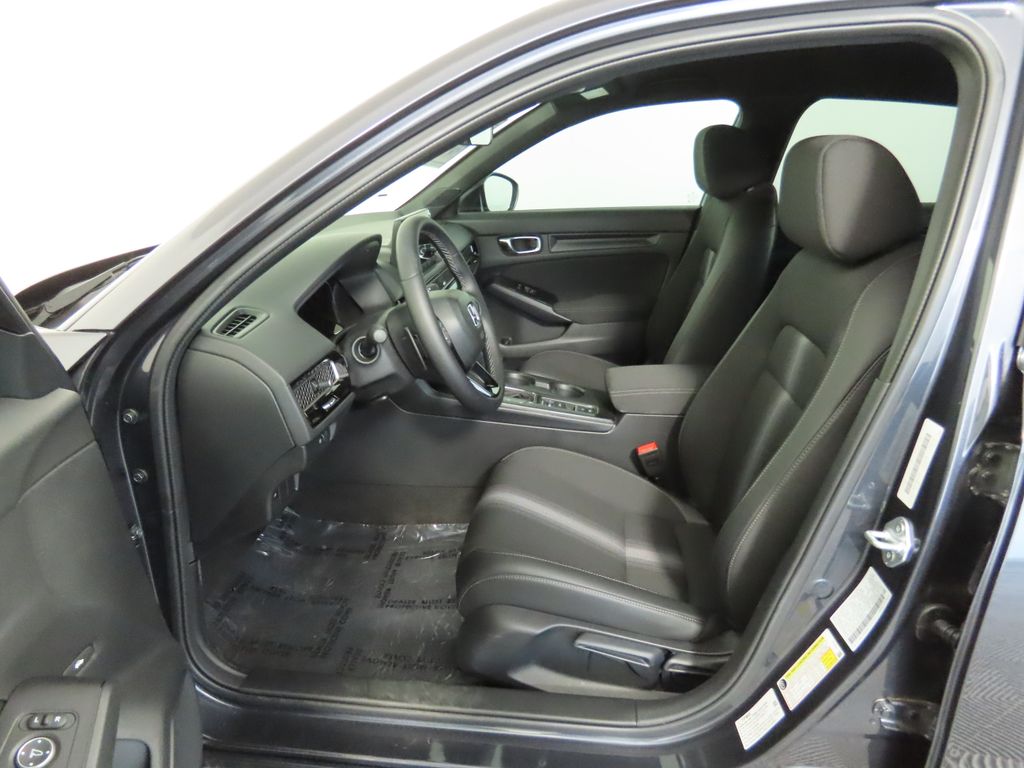 2025 Honda Civic Sport 19