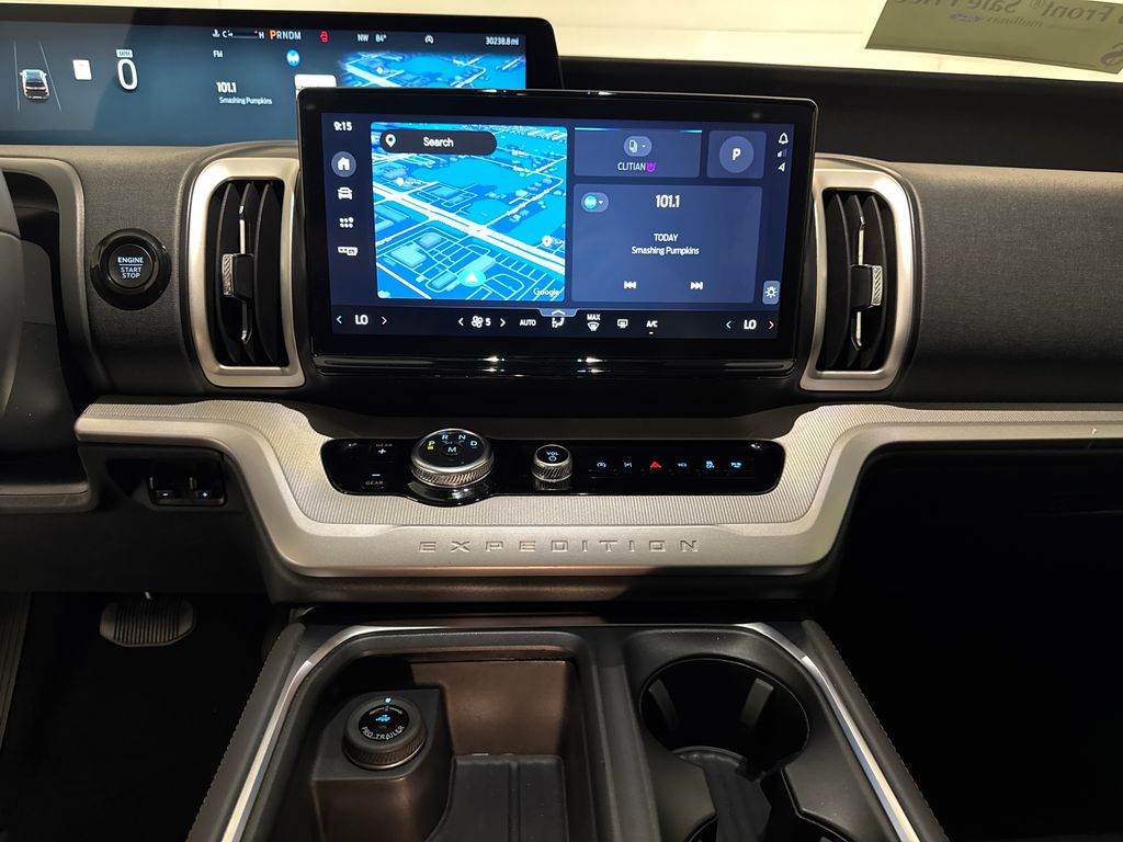 Certified Used 2025 Gray Ford Active image 25