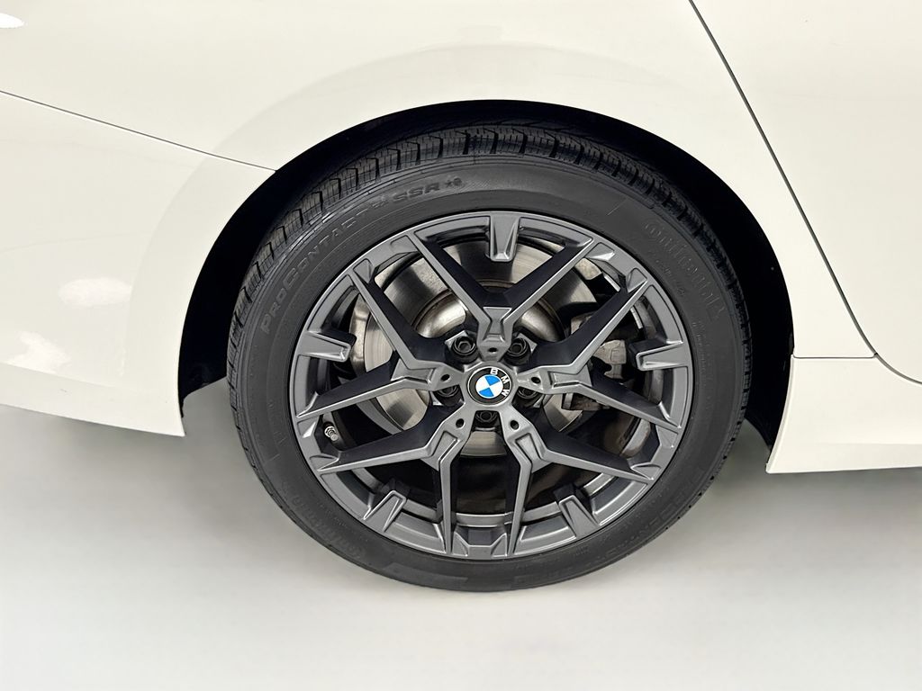 Thumbnail: 2025 BMW 3 Series - 32