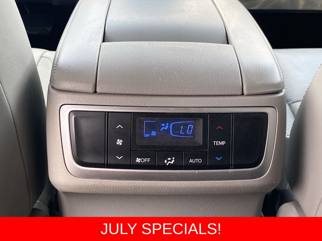 Used 2017 Toyota Highlander SUV