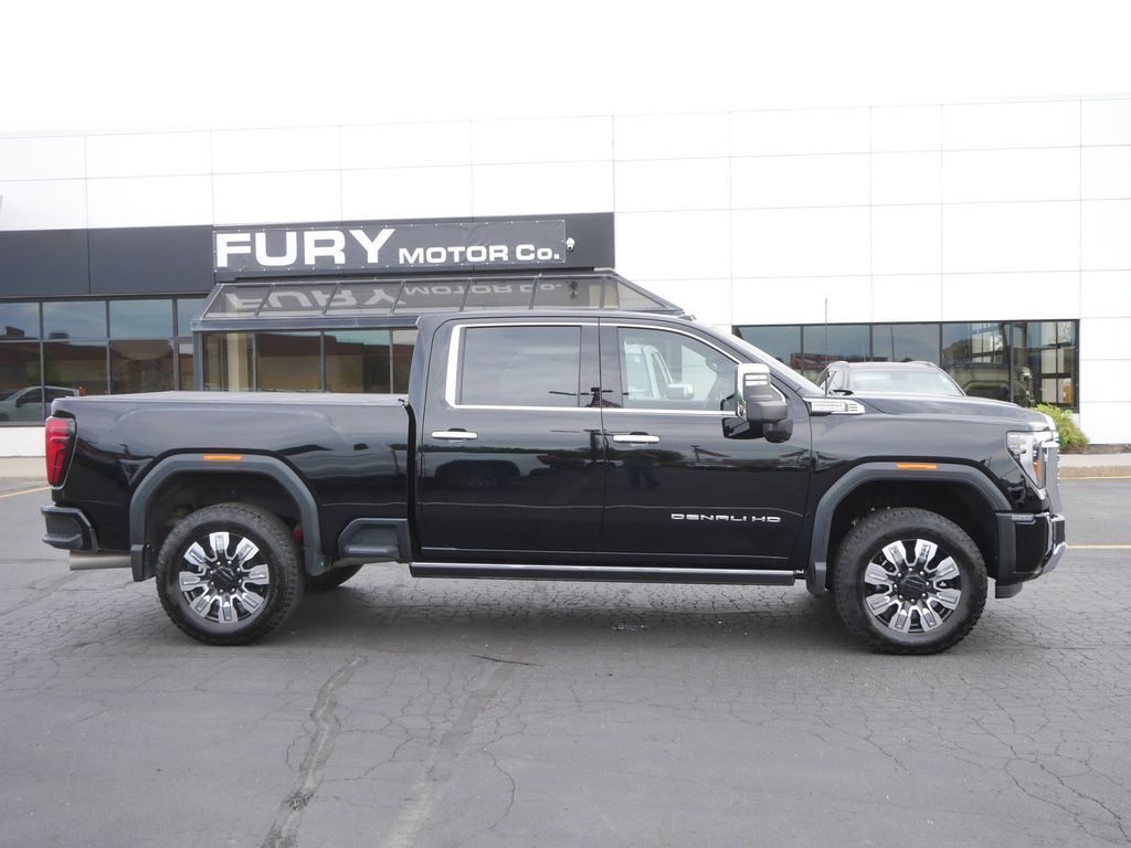Black 2025 GMC Sierra 2500HD Denali Crew Cab 4WD Pickup Truck Four-Wheel Drive Automatic