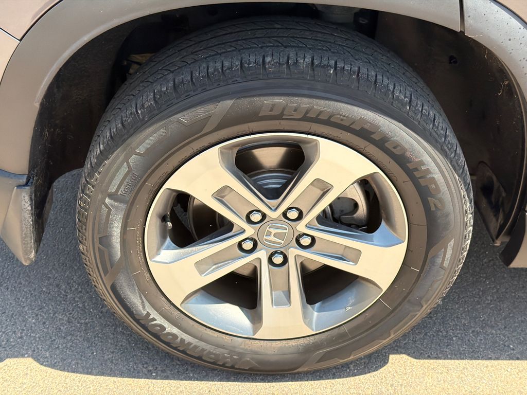 Used 2023 Gray Honda EX-L image 17