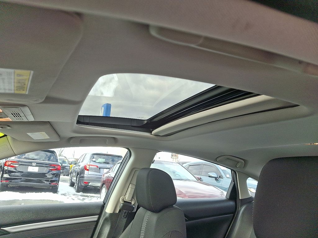 Thumbnail: 2016 Honda Civic - 14