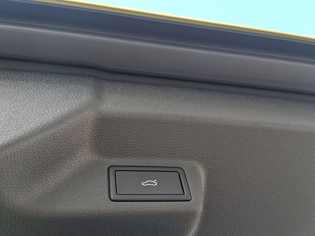 Thumbnail: 2025 Volkswagen ID.Buzz - 27