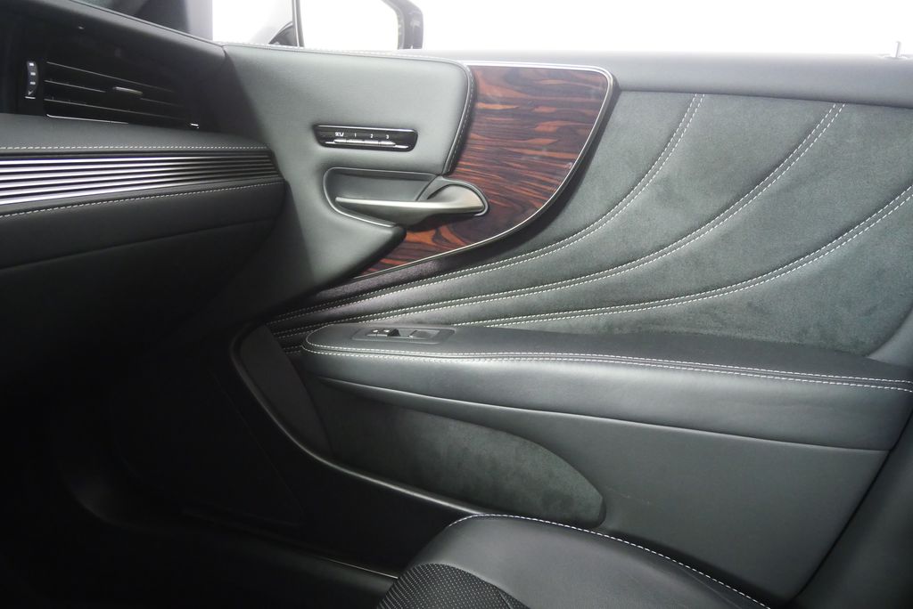 2019 Lexus LS 500 30