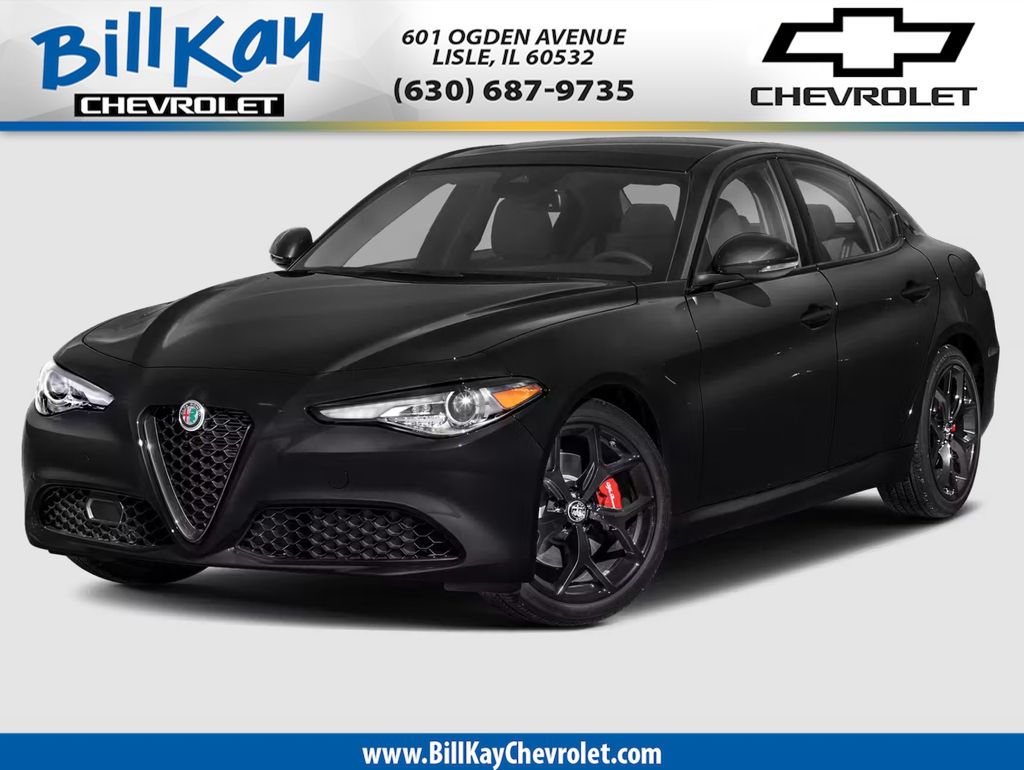 Vulcano Black Metallic 2022 Alfa Romeo Giulia Veloce AWD Sedan All-Wheel Drive 8-Speed Automatic