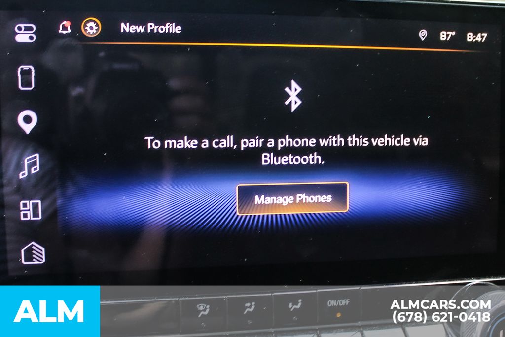 Used 2023 White Chevrolet LT image 34