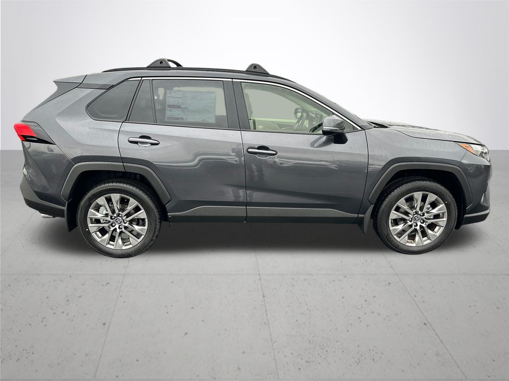 2025 Toyota RAV4 XLE Premium photo 3