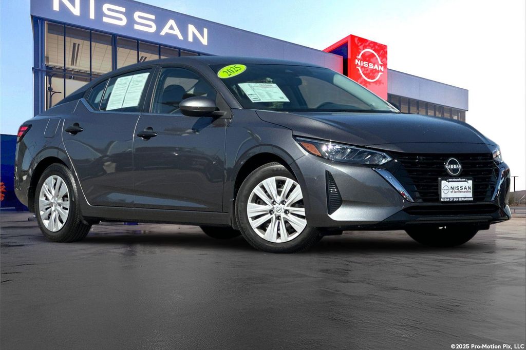 Gray (Gun Metallic) 2025 Nissan Sentra Sedan Front-Wheel Drive Continuously Variable Transmission