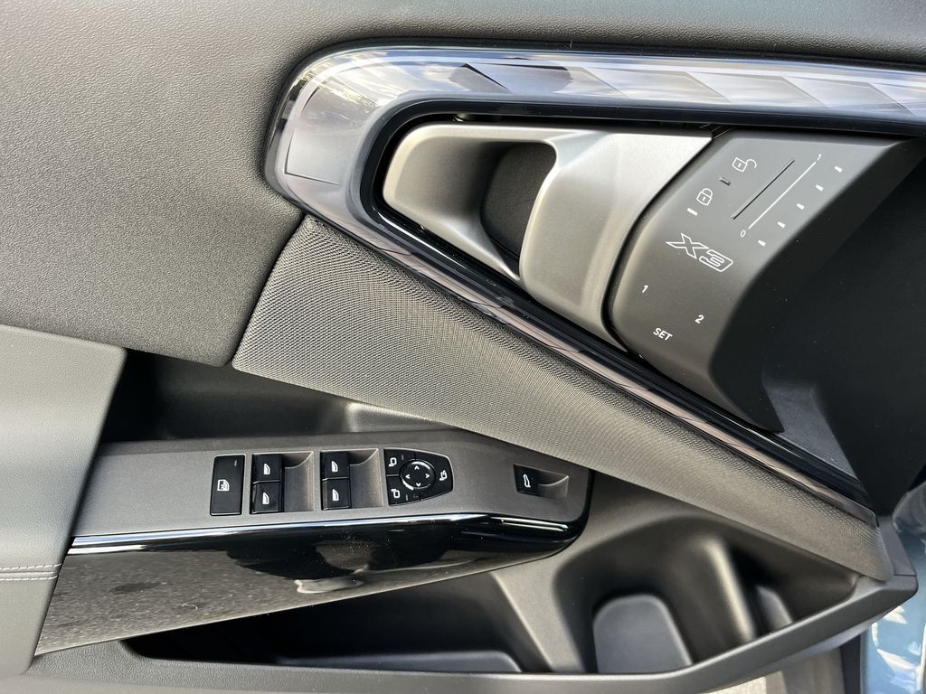 Thumbnail: 2026 BMW X3 - 13