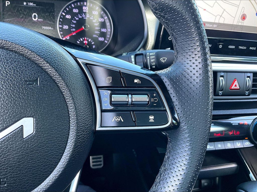 2023 Kia Forte — photo 22