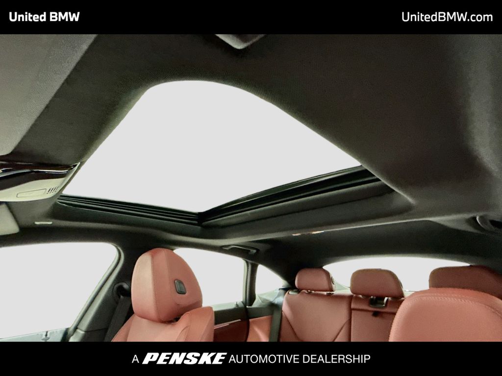 Thumbnail: 2026 BMW 4 Series - 12