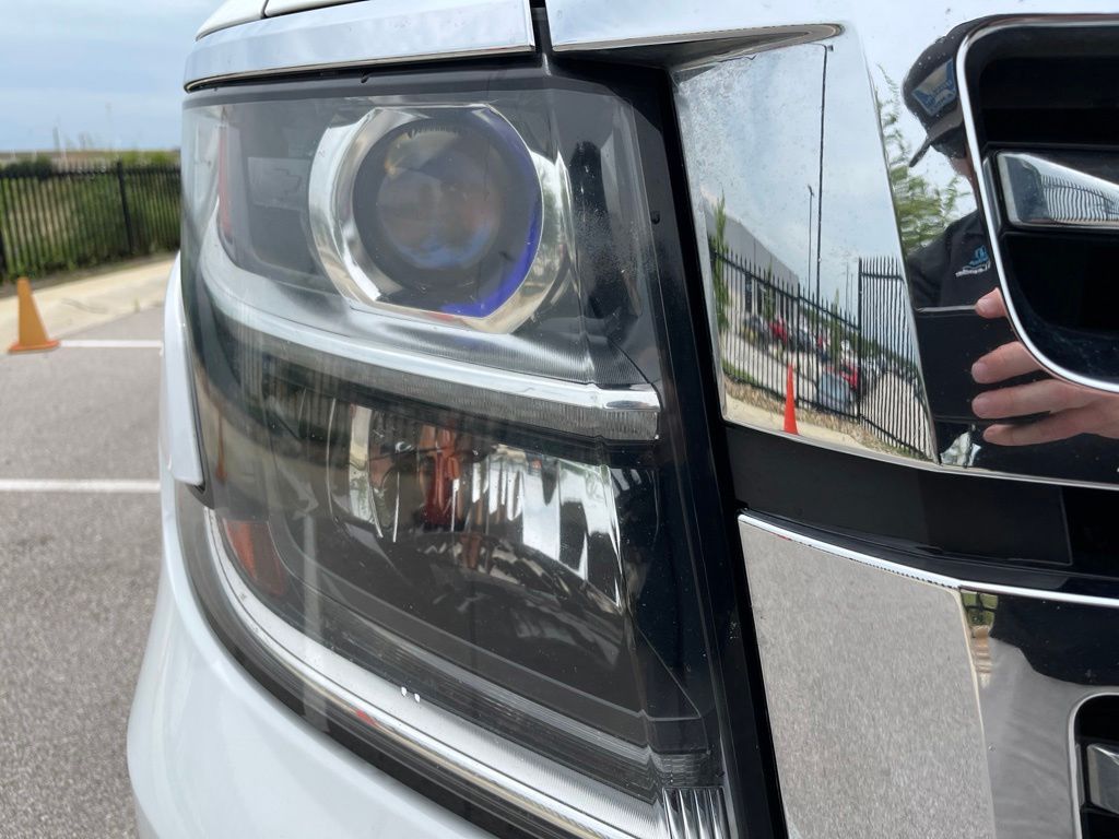 Thumbnail: 2016 Chevrolet Tahoe - 15