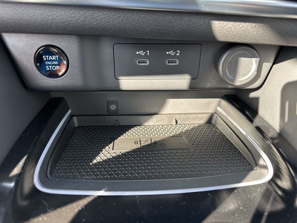 2025 Boulder Gray Pearl/Super Black Nissan Rogue Platinum FWD SUV