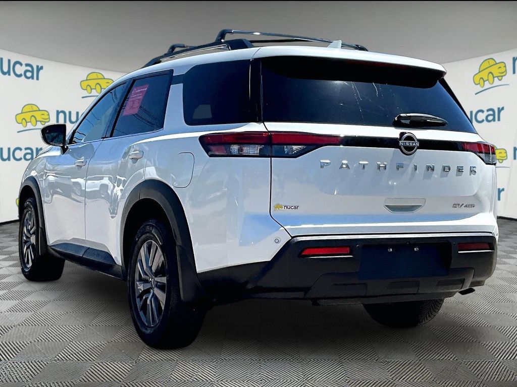2023 Nissan Pathfinder — photo 4