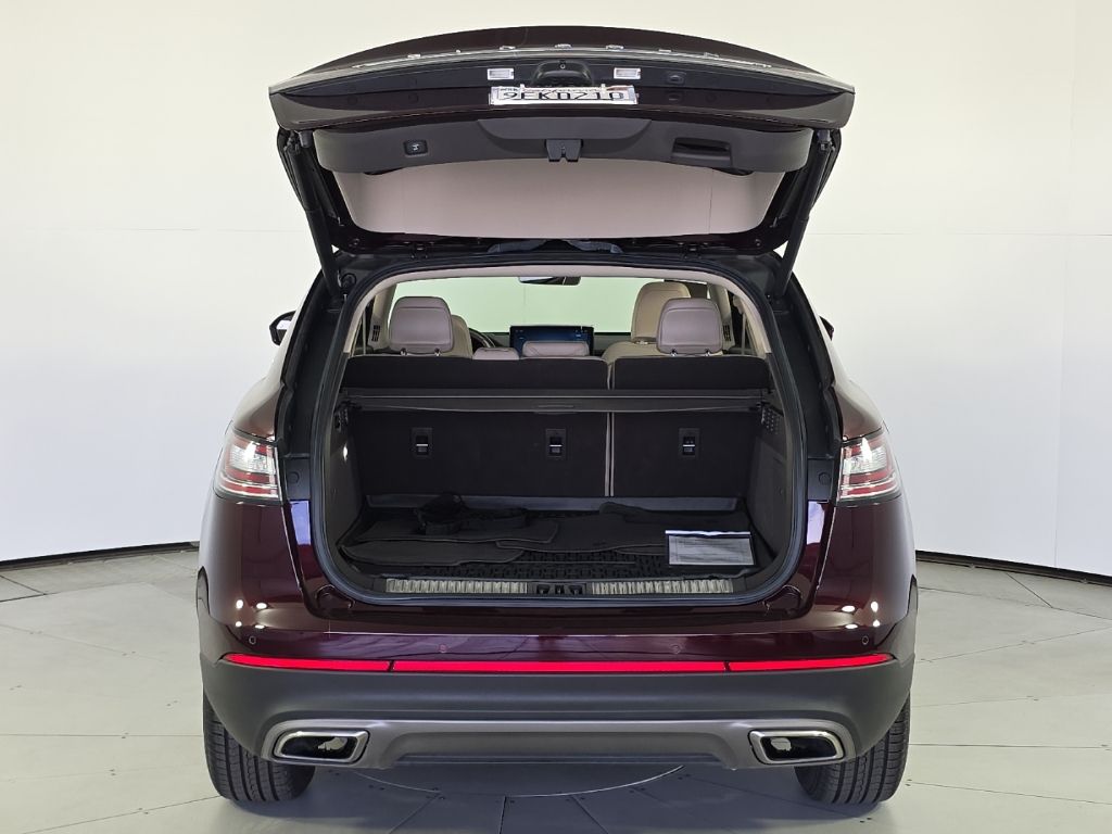 Thumbnail: 2022 Lincoln Nautilus - 10