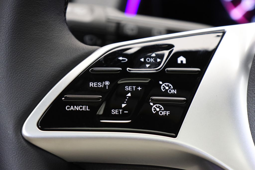 Thumbnail: 2026 Mercedes-Benz GLB - 21