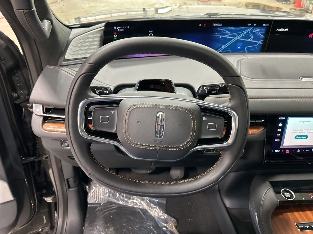 new 2026 Lincoln Navigator L car, priced at $128,975