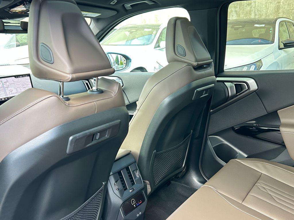 Thumbnail: 2026 BMW X3 - 32