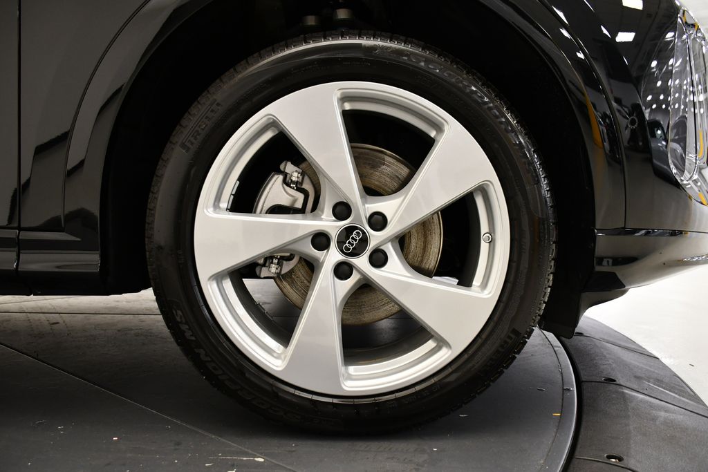2025 Audi Q5 Premium 16